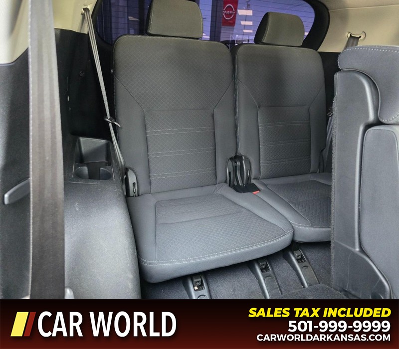 Kia Sorento Vehicle Full-screen Gallery Image 14