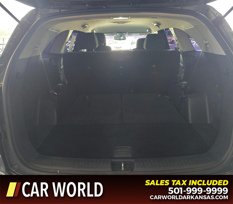 Kia Sorento Vehicle Full-screen Gallery Image 16