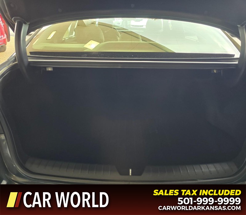 Kia Optima Vehicle Full-screen Gallery Image 13