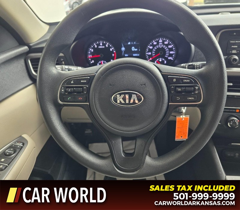 Kia Optima Vehicle Full-screen Gallery Image 15
