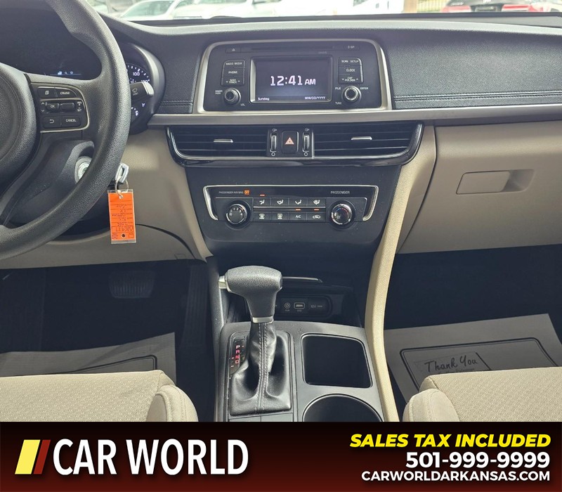 Kia Optima Vehicle Full-screen Gallery Image 18