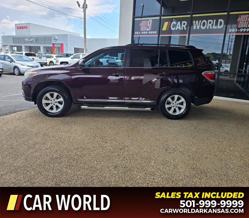 Toyota Highlander Vehicle Full-screen Gallery Image 4