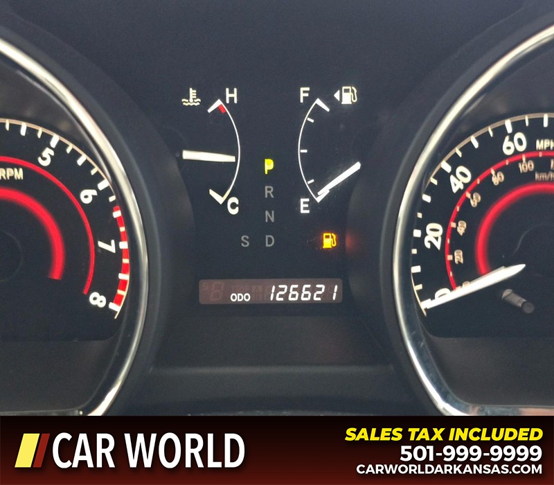 Toyota Highlander Vehicle Full-screen Gallery Image 16