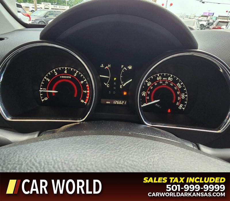 Toyota Highlander Vehicle Full-screen Gallery Image 17