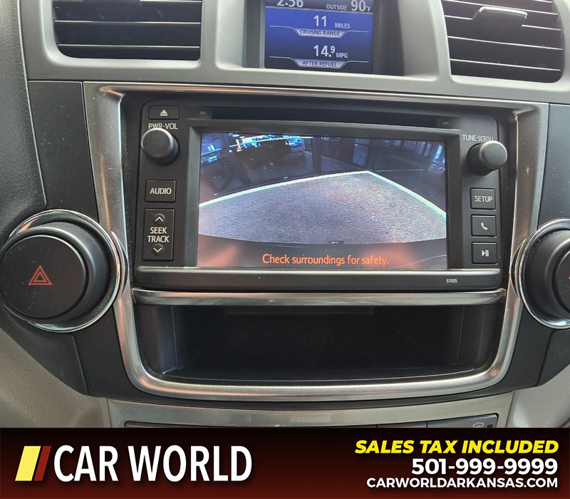 Toyota Highlander Vehicle Full-screen Gallery Image 19