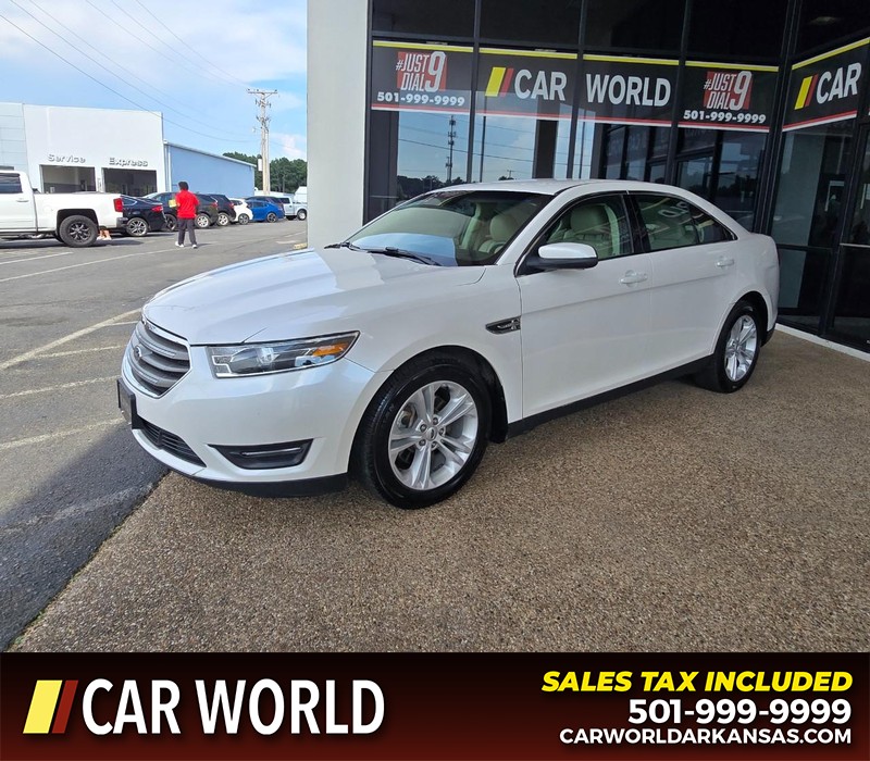 Ford Taurus Vehicle Full-screen Gallery Image 3
