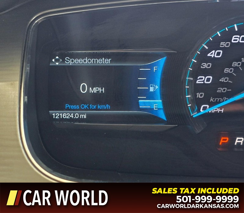 Ford Taurus Vehicle Full-screen Gallery Image 16