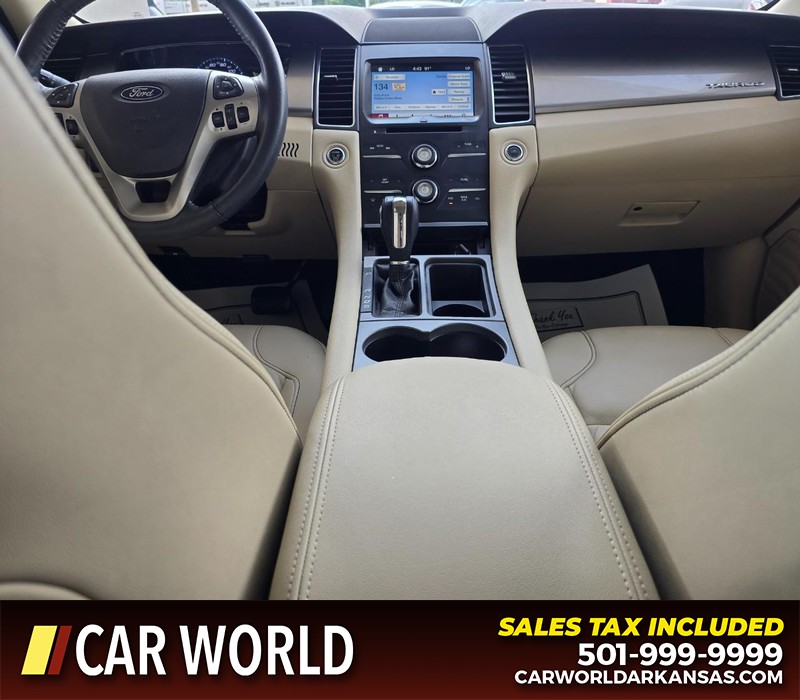 Ford Taurus Vehicle Full-screen Gallery Image 18