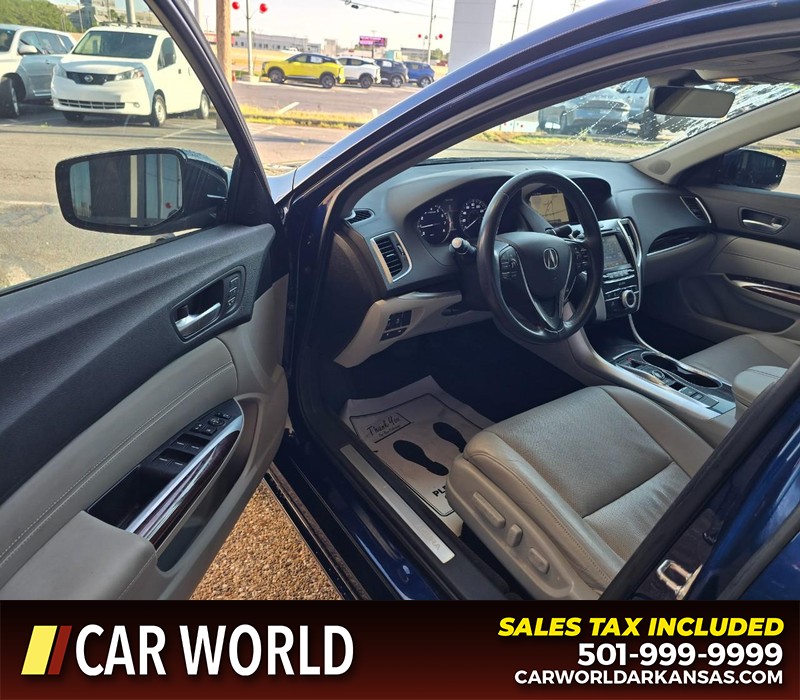 Acura TLX Vehicle Full-screen Gallery Image 7