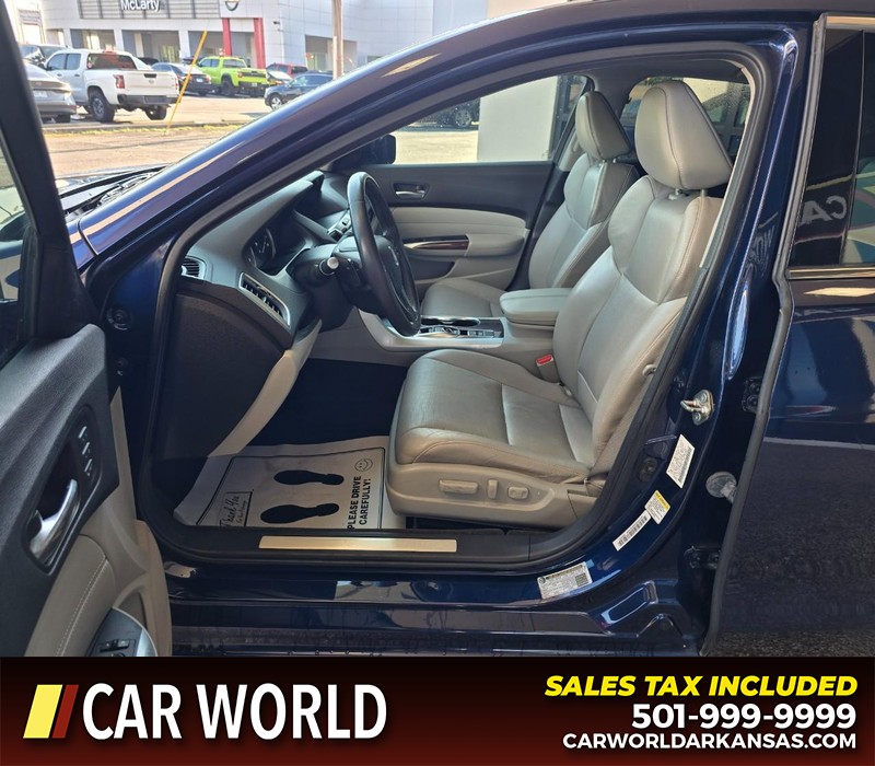 Acura TLX Vehicle Full-screen Gallery Image 8
