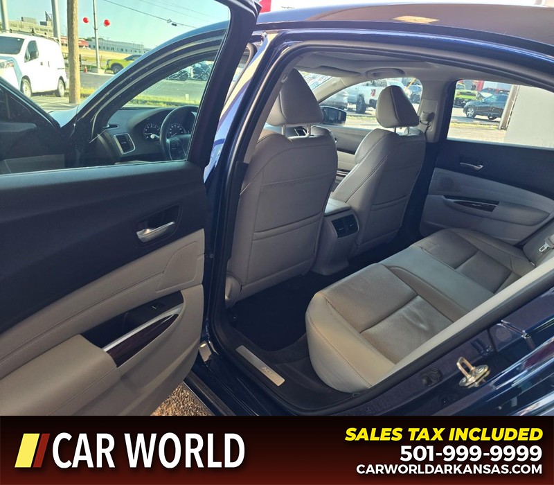 Acura TLX Vehicle Full-screen Gallery Image 9