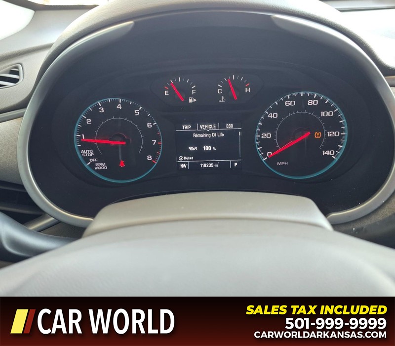 Chevrolet Malibu Vehicle Full-screen Gallery Image 17