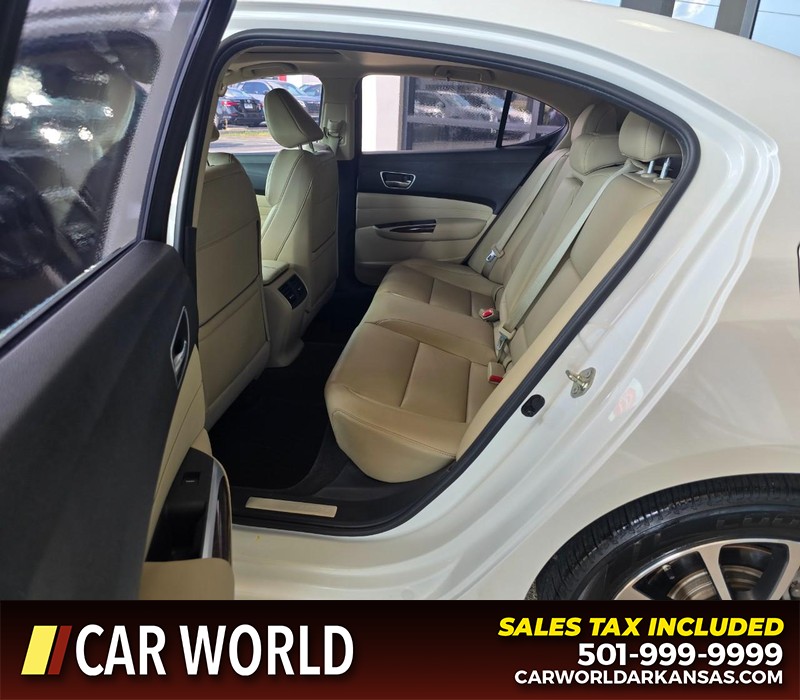 Acura TLX Vehicle Full-screen Gallery Image 10