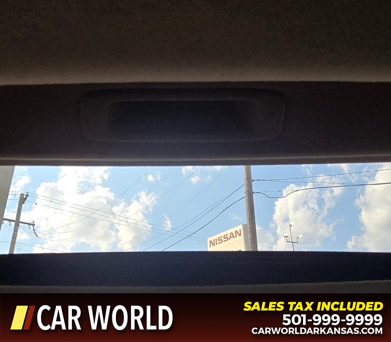 Acura TLX Vehicle Full-screen Gallery Image 19