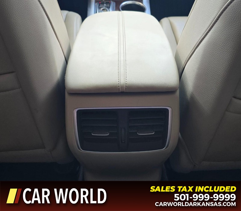 Acura TLX Vehicle Full-screen Gallery Image 20