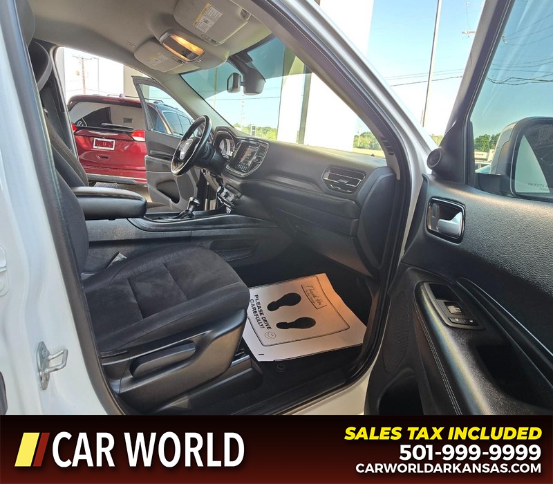 Dodge Durango Vehicle Full-screen Gallery Image 12
