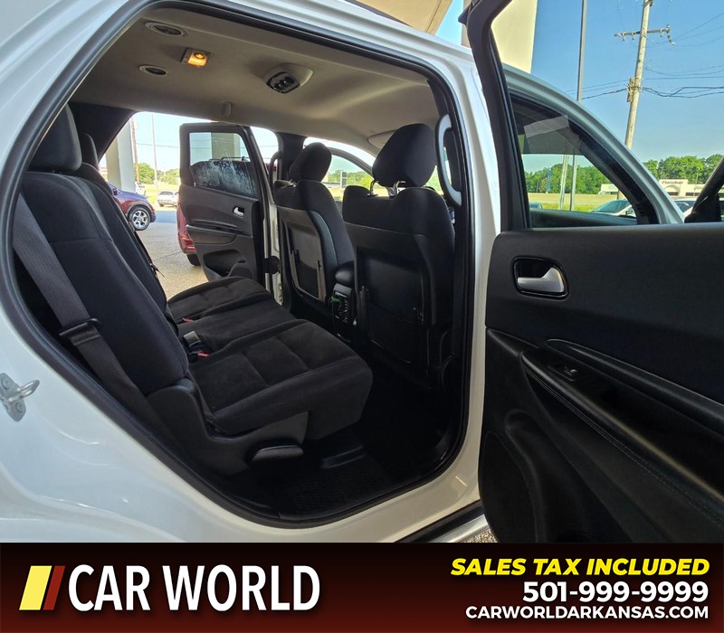 Dodge Durango Vehicle Full-screen Gallery Image 13