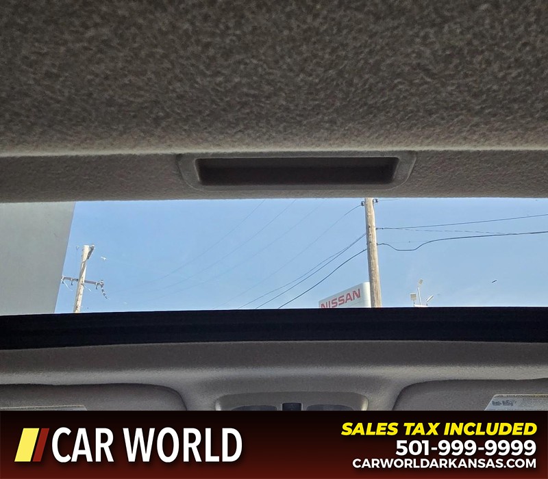 Ford Fusion Vehicle Full-screen Gallery Image 19