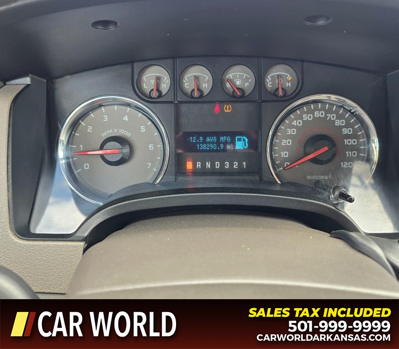Ford F-150 Vehicle Full-screen Gallery Image 16
