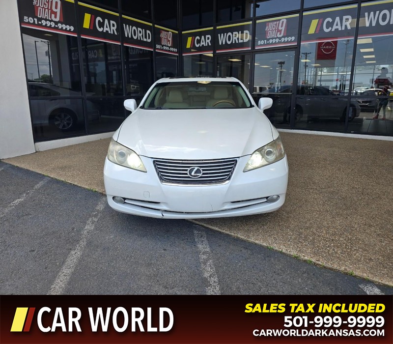 Lexus ES 350 Vehicle Full-screen Gallery Image 2