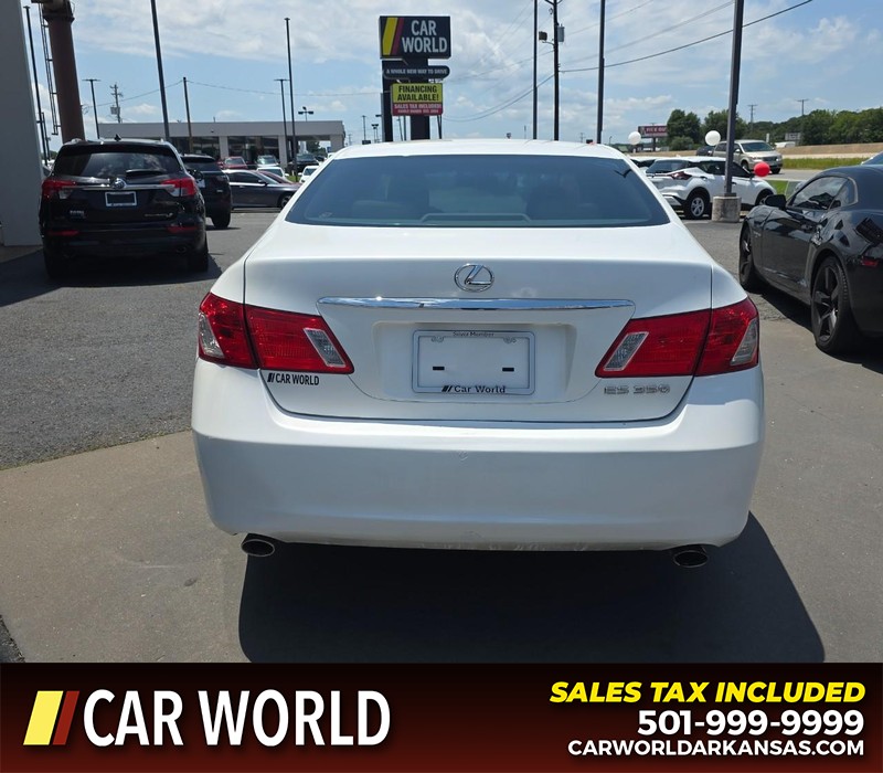 Lexus ES 350 Vehicle Full-screen Gallery Image 5