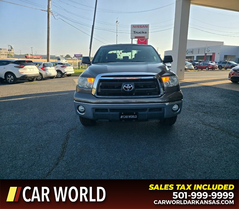 Toyota Tundra 2WD Truck Vehicle Full-screen Gallery Image 2