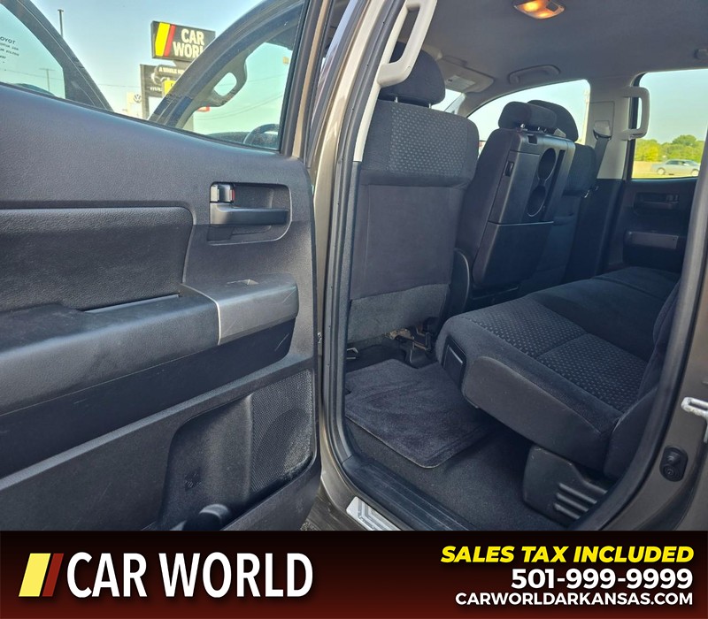 Toyota Tundra 2WD Truck Vehicle Full-screen Gallery Image 10