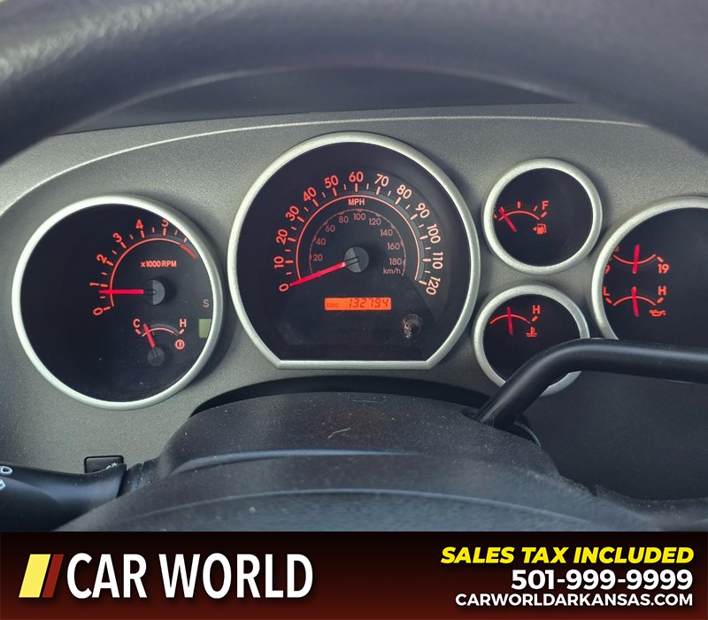 Toyota Tundra 2WD Truck Vehicle Full-screen Gallery Image 18