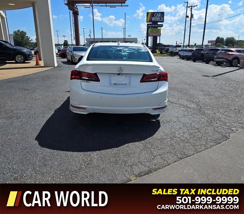 Acura TLX Vehicle Full-screen Gallery Image 5