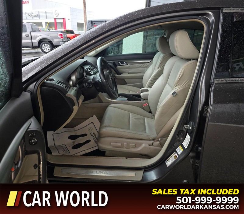 Acura TL Vehicle Full-screen Gallery Image 8