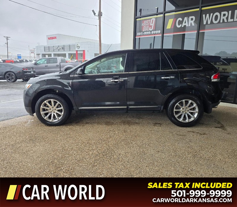 Lincoln MKX Vehicle Full-screen Gallery Image 4