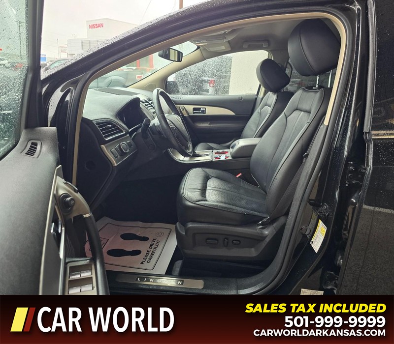 Lincoln MKX Vehicle Full-screen Gallery Image 8