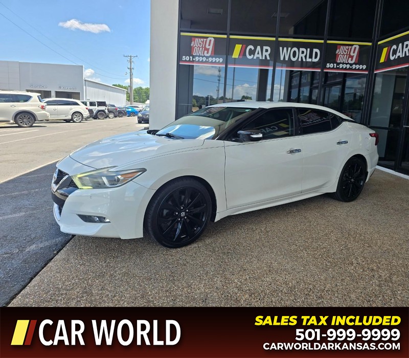 Nissan Maxima Vehicle Full-screen Gallery Image 3