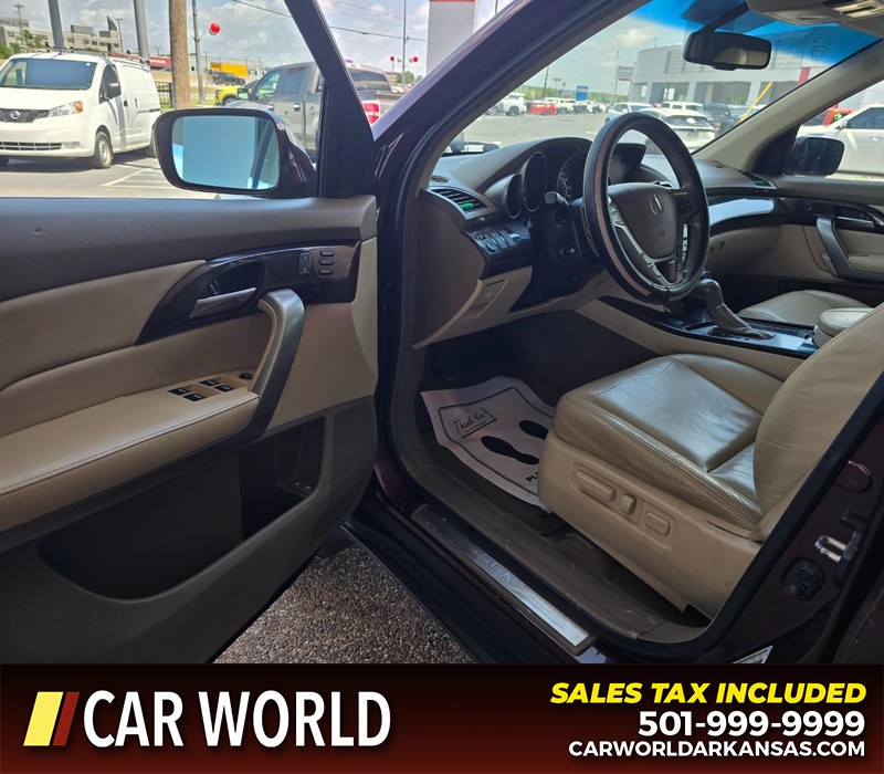 Acura MDX Vehicle Full-screen Gallery Image 7