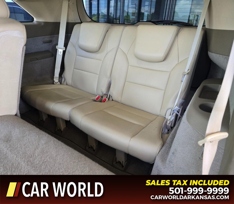 Acura MDX Vehicle Full-screen Gallery Image 11