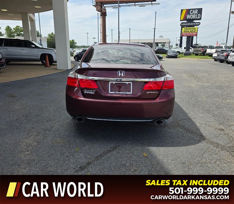 Honda Accord Sedan Vehicle Full-screen Gallery Image 5