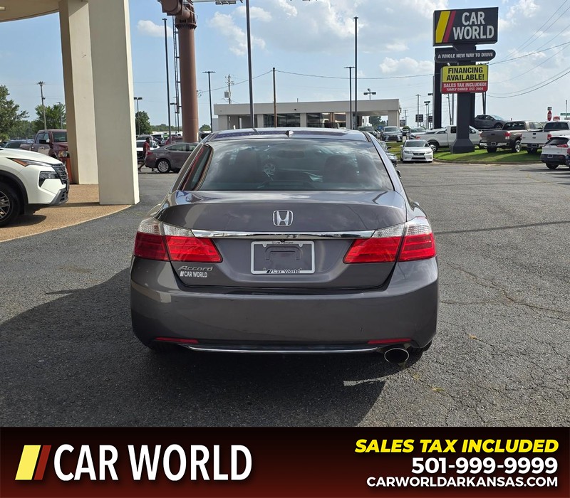 Honda Accord Sedan Vehicle Full-screen Gallery Image 5