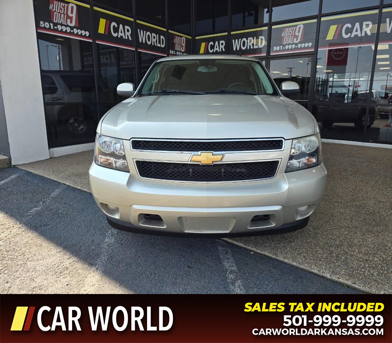 Chevrolet Tahoe Vehicle Full-screen Gallery Image 2