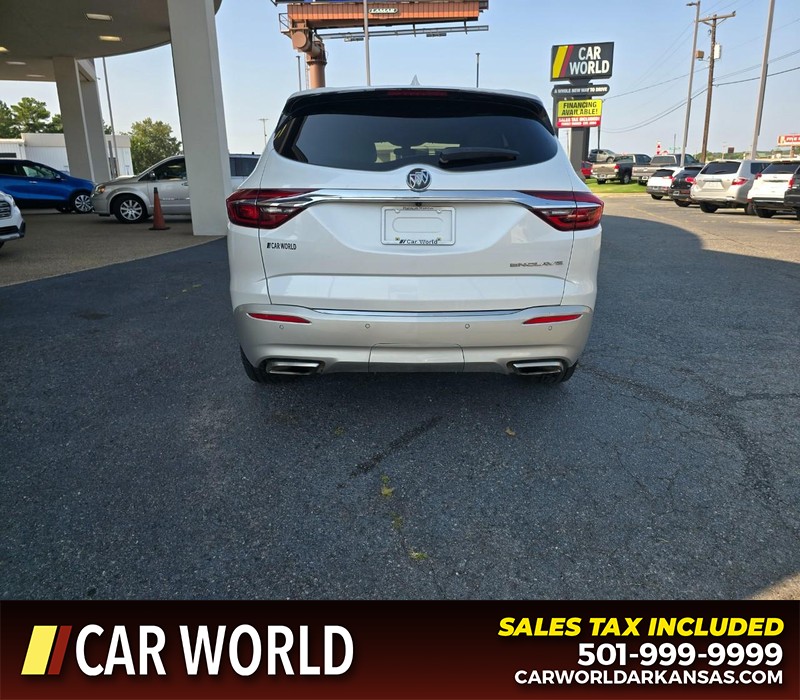 Buick Enclave Vehicle Full-screen Gallery Image 5