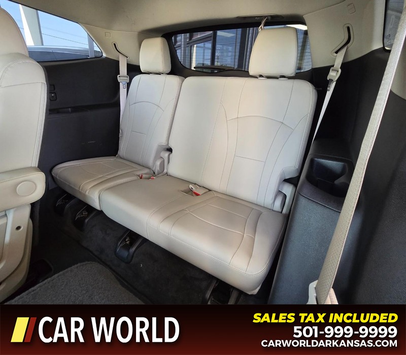 Buick Enclave Vehicle Full-screen Gallery Image 11
