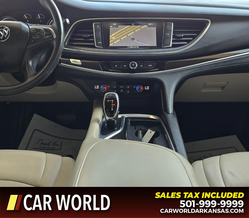 Buick Enclave Vehicle Full-screen Gallery Image 20