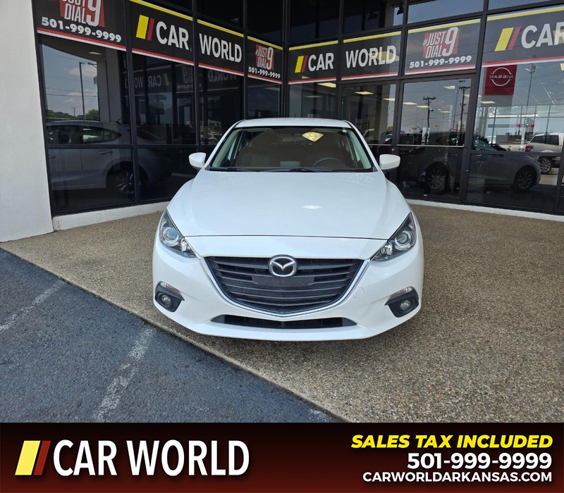 Mazda Mazda3 Hatchback Vehicle Full-screen Gallery Image 2