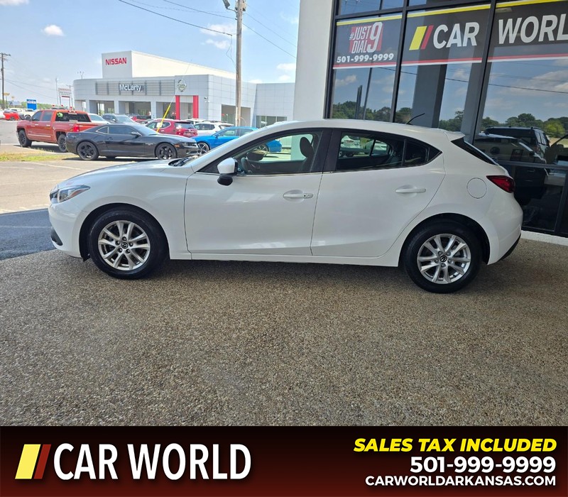 Mazda Mazda3 Hatchback Vehicle Full-screen Gallery Image 4