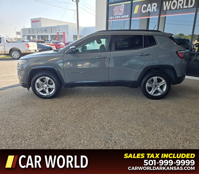 Jeep Compass Vehicle Full-screen Gallery Image 4