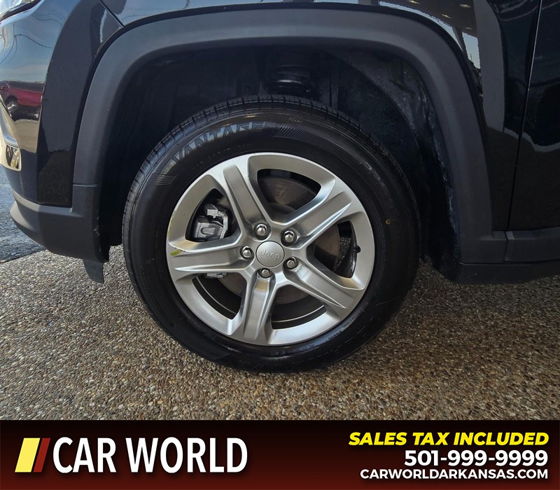 Jeep Compass Vehicle Full-screen Gallery Image 6