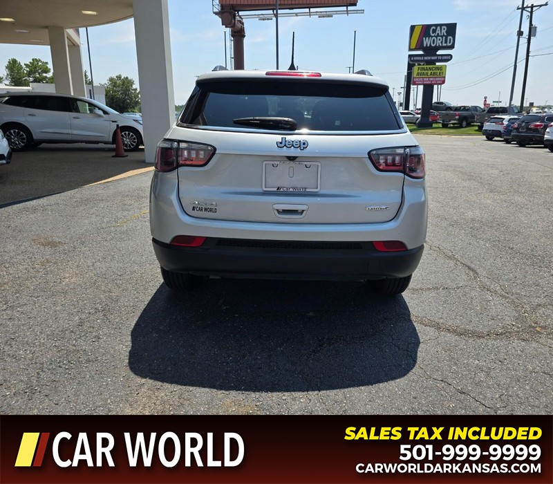 Jeep Compass Vehicle Full-screen Gallery Image 5
