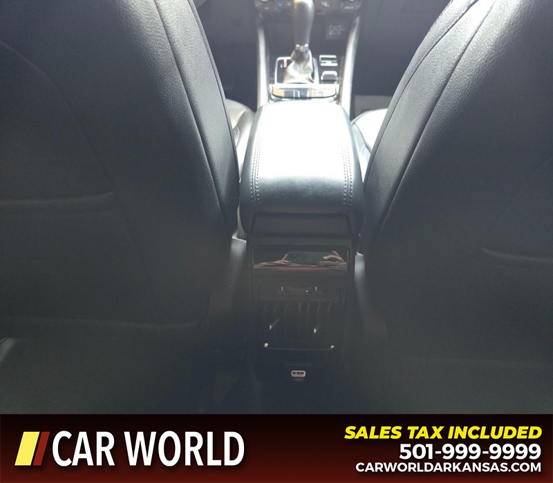 Jeep Compass Vehicle Full-screen Gallery Image 19