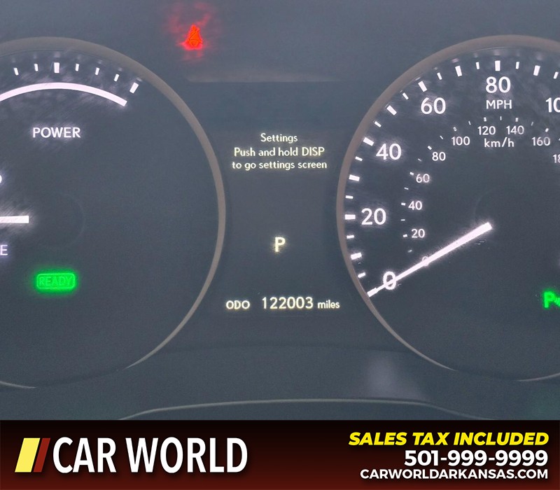 Lexus ES 300h Vehicle Full-screen Gallery Image 15