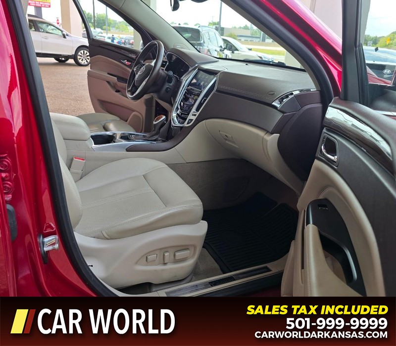 Cadillac SRX Vehicle Full-screen Gallery Image 11