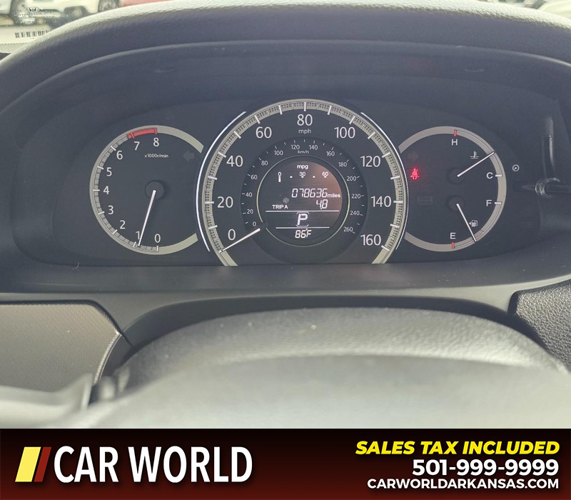 Honda Accord Sedan Vehicle Full-screen Gallery Image 16